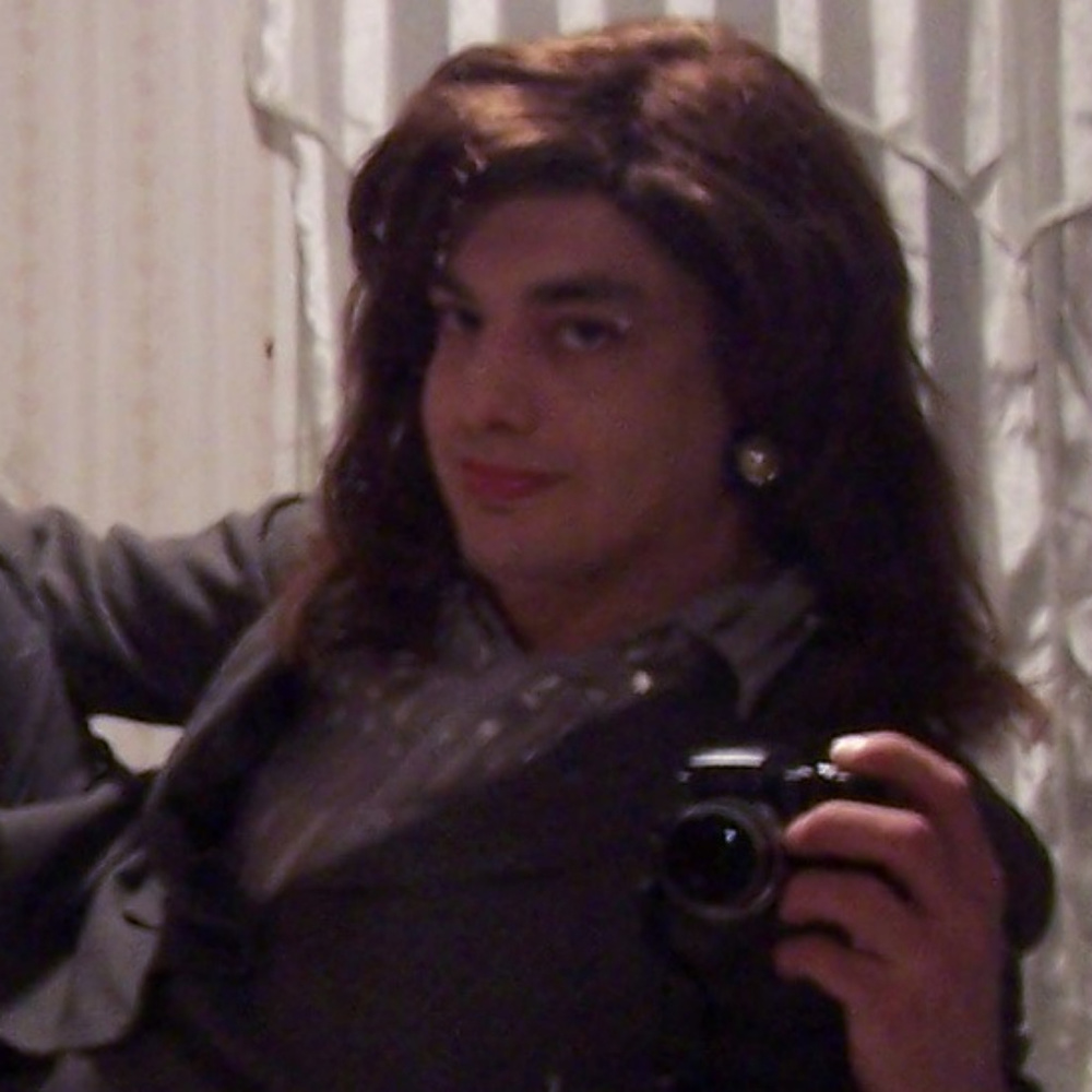 Hi, I'm Regina and I am a high heel addict.